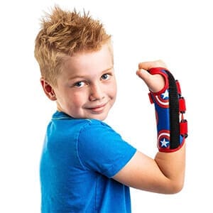 dja-marvel-cap-comfort-wrist-brace-life-b_3