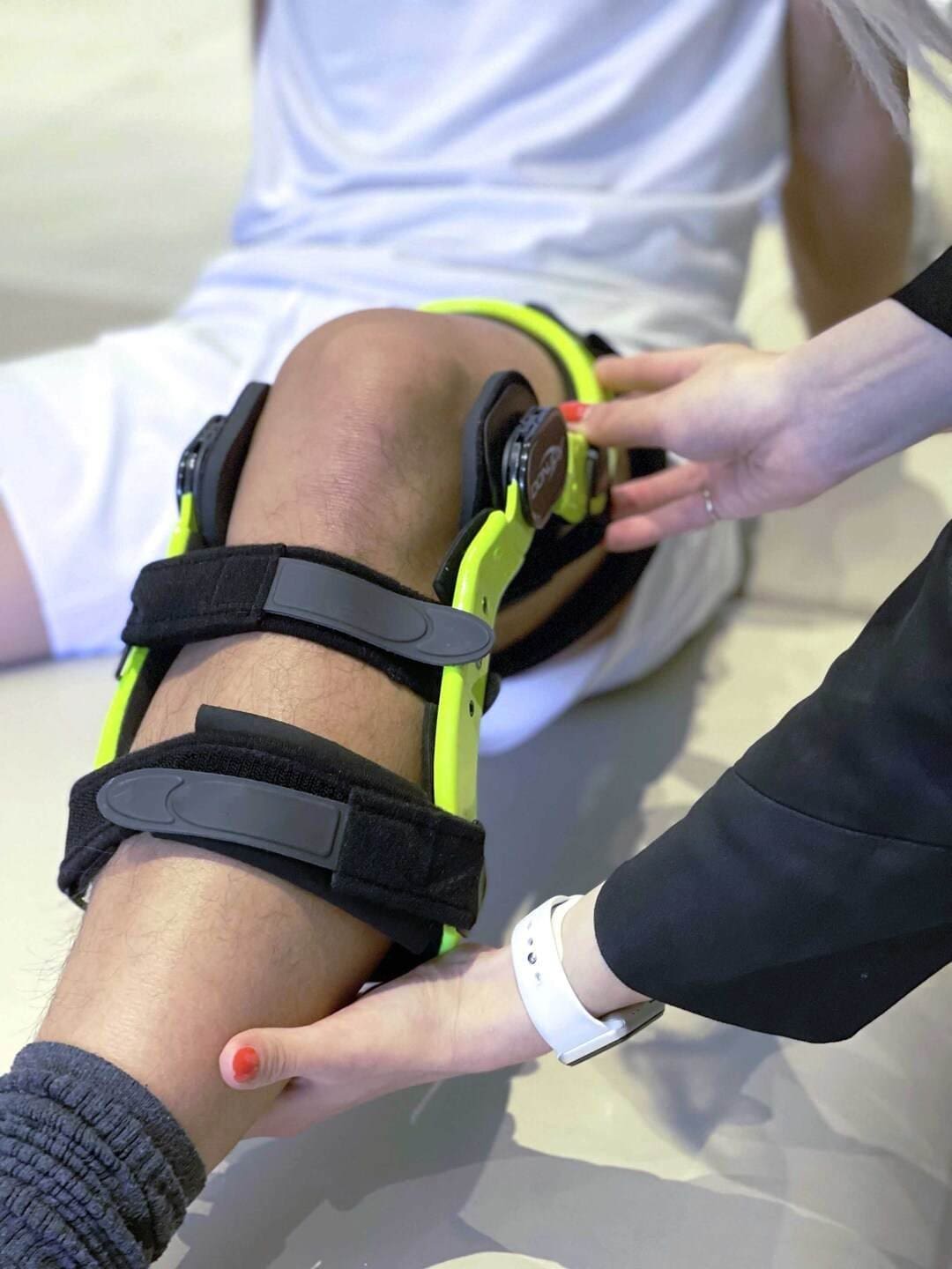 DonJoy FullStop vs DonJoy FullForce